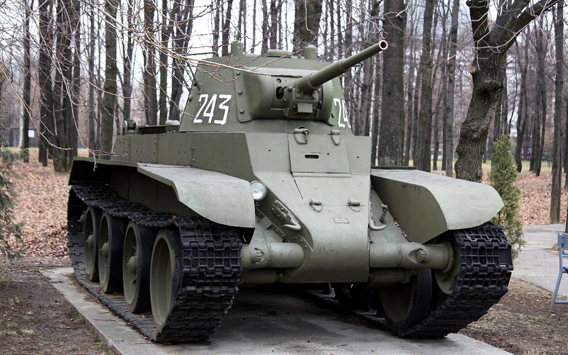БТ-7