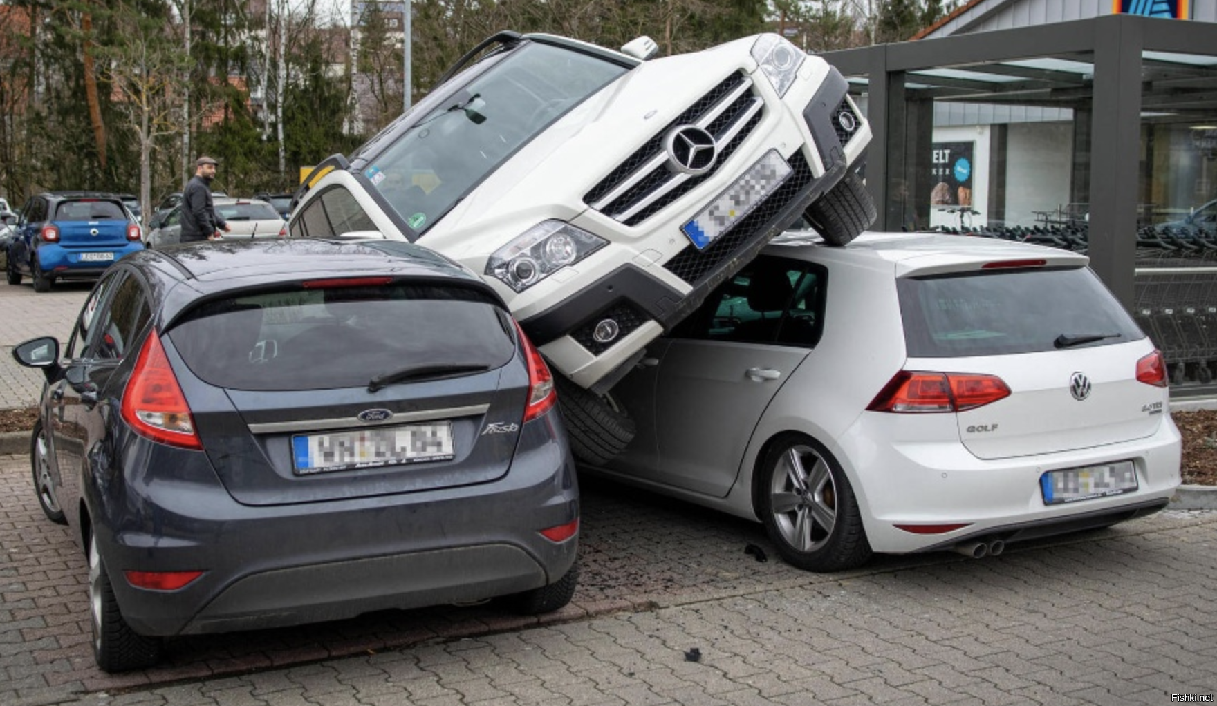 Припарковался