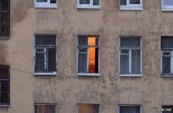 Трон стоит, царя не видно