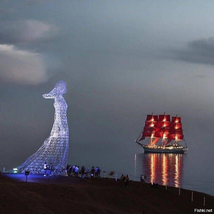 Дождалась Ассоль алые паруса