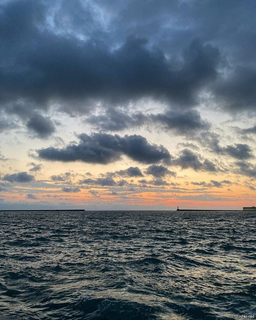 Хмурая Севастопольская бухта