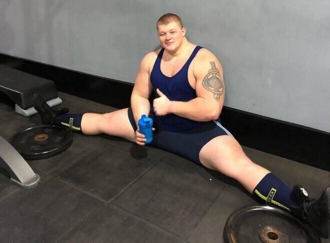 Монстр массы из Украины: набрал веса и мускулов в 170 кг уже в 21 год