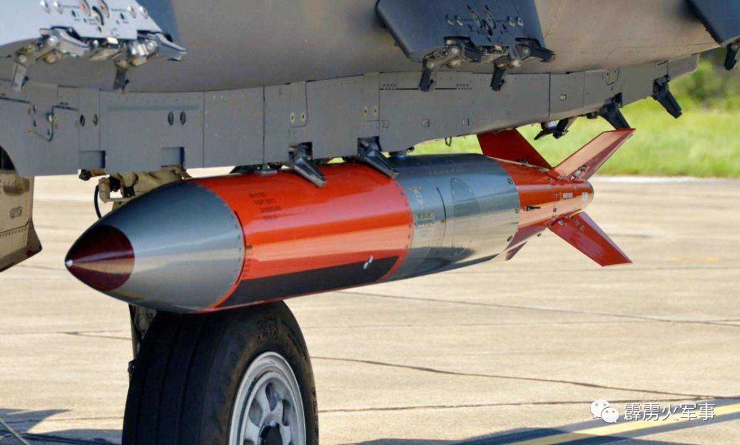 ВВС США продемонстрировали сброс с&nbsp;F-35 якобы «достающей до&nbsp;Москвы» термоядерной бомбы
