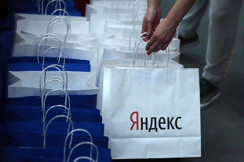"Яндекс.Маркет" назвал самые популярные товары, которые россияне покупают в «Черную пятницу»