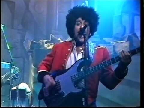 gary moore &amp; phil lynott: out in the fields &amp; military man