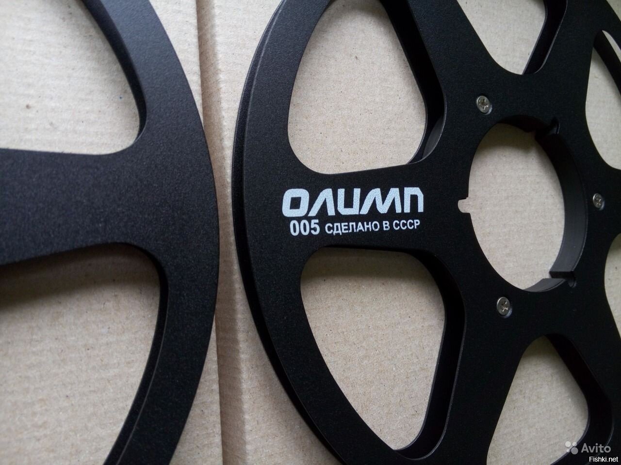 Сколько пленки помещается на аудио катушку