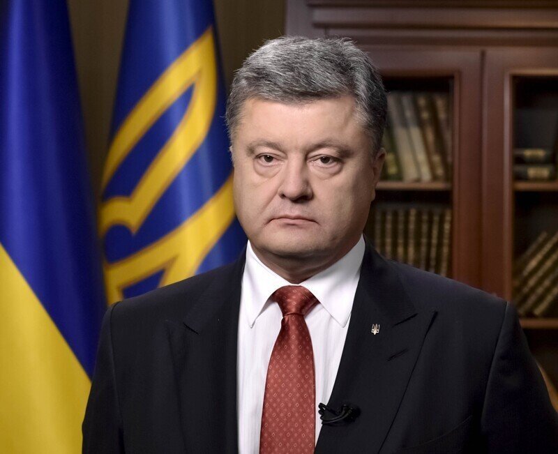 Новое уголовное дело против Порошенко: он обвиняется в работе на Россию