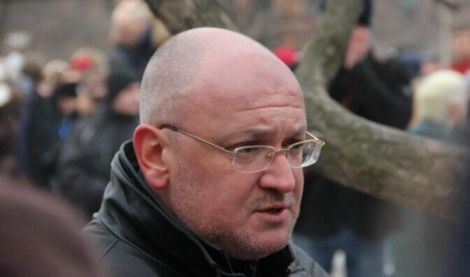 Петербургского депутата Максима Резника задержали в ходе наркорейда