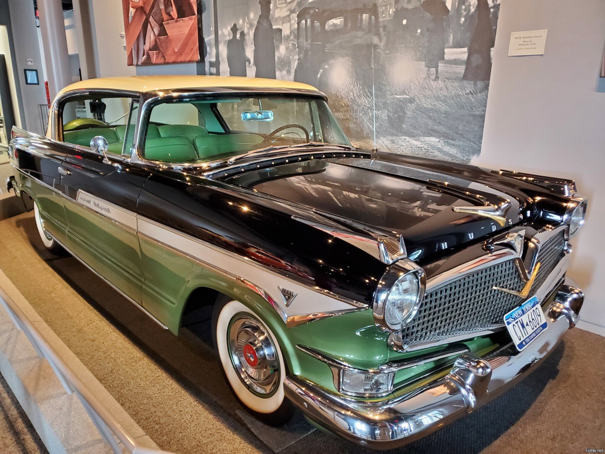 Для любителей автомобильной эротики создал небольшой пост по ссылке: https://...