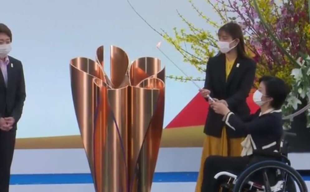 В Японии стартовала эстафета олимпийского огня, однако японцы, мягко говоря, не в восторге
