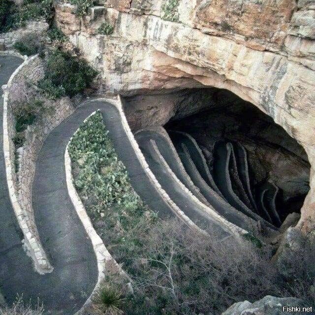 Карлсбадские Пещеры (англ