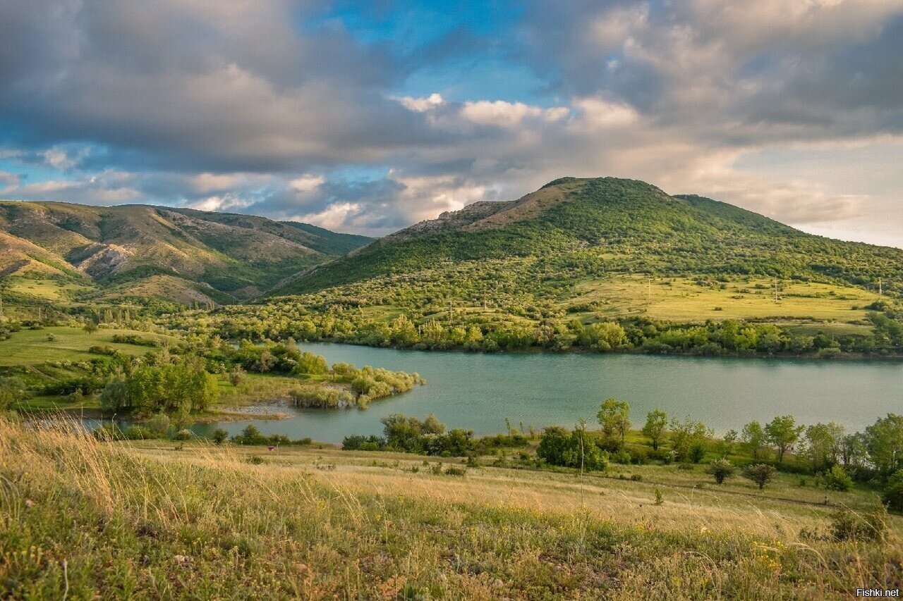 Крым, Аянское водохранилище и его окрестности