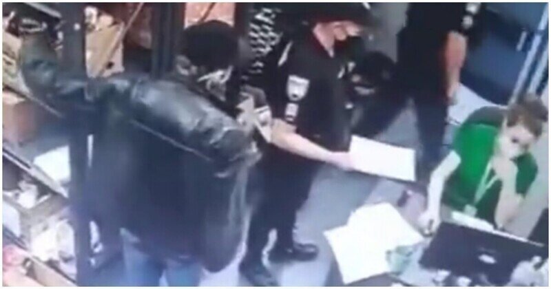 Боевая продавщица с помощью полицейской дубинки пресекла попытку воровства