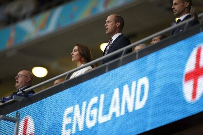 Принц Уильям высказался о расистских оскорблениях в адрес игроков сборной Англии