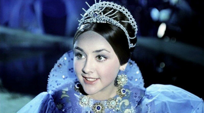 Принцессы, королевы и прочие красавицы советского кино