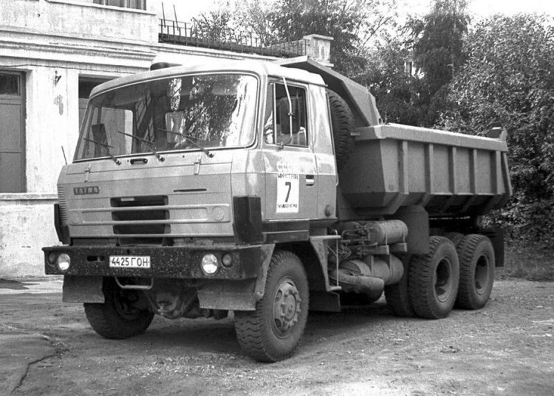 Tatra 815: любимый самосвал советских водителей