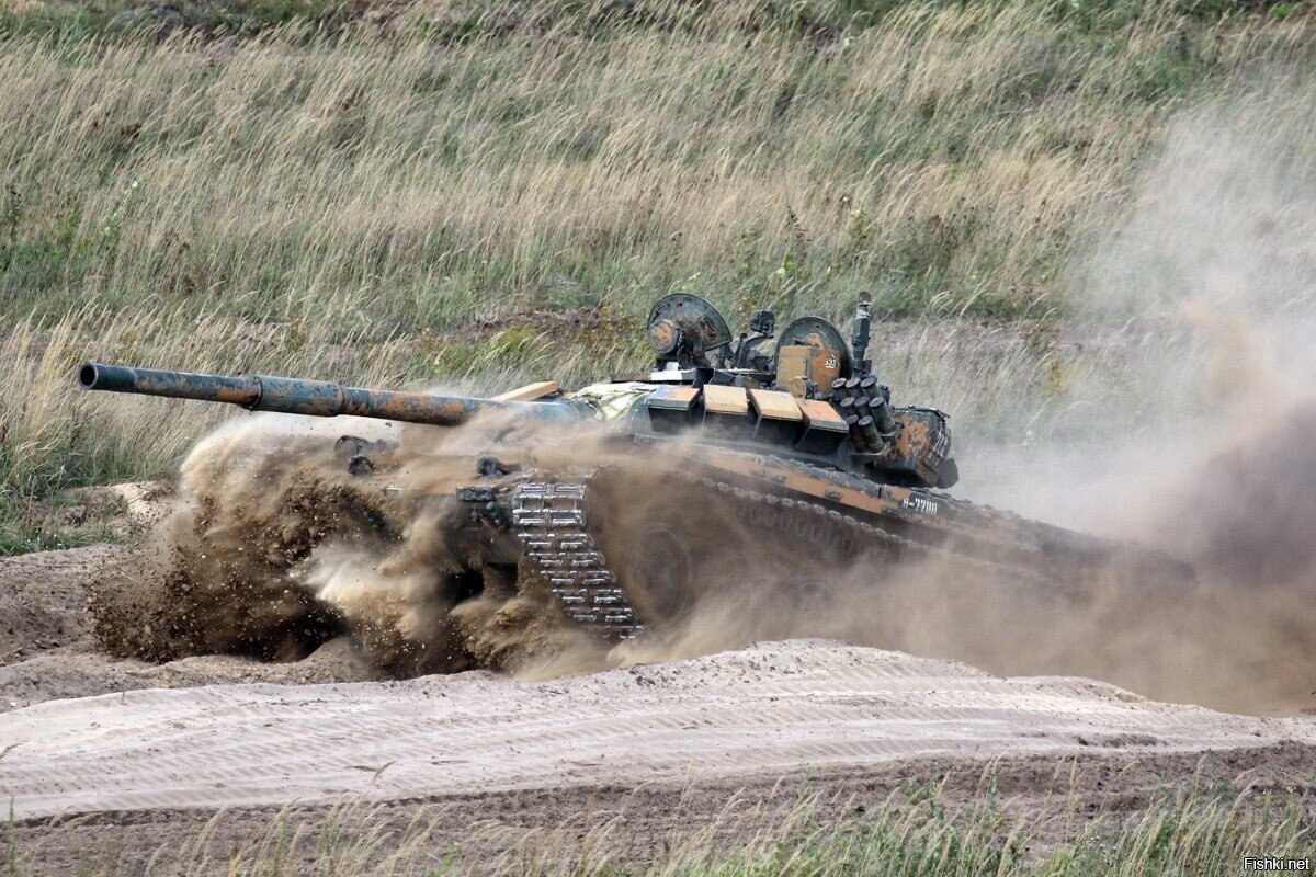 Десять лет танку Т-72Б3