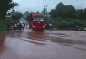 Недоплыл