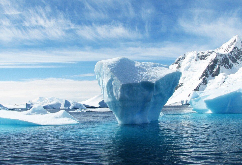 В ООН предупредили о пробуждении вирусов из-за таяния льдов в Арктике