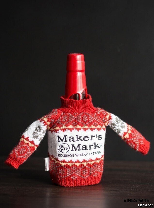 Виски Maker's Mark в оригинальном вязаном свитере