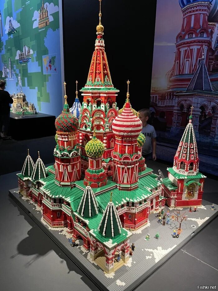 Храм Василия Блаженного из конструктора Lego