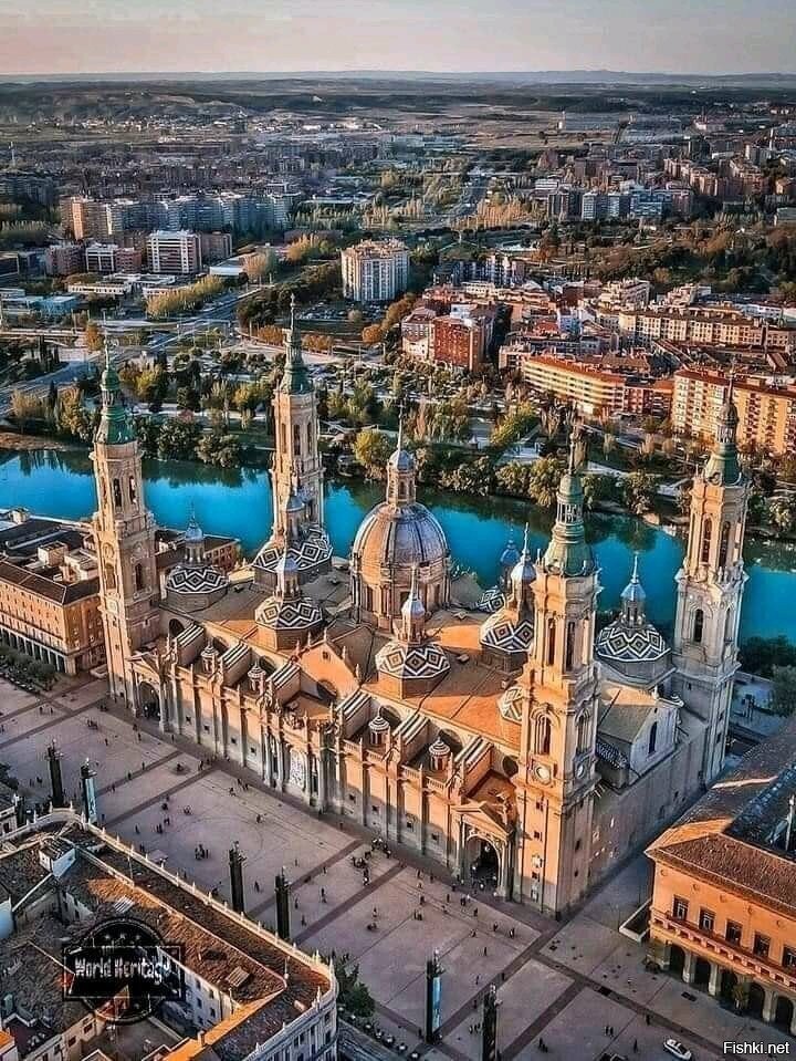 Сарагоса, Испания