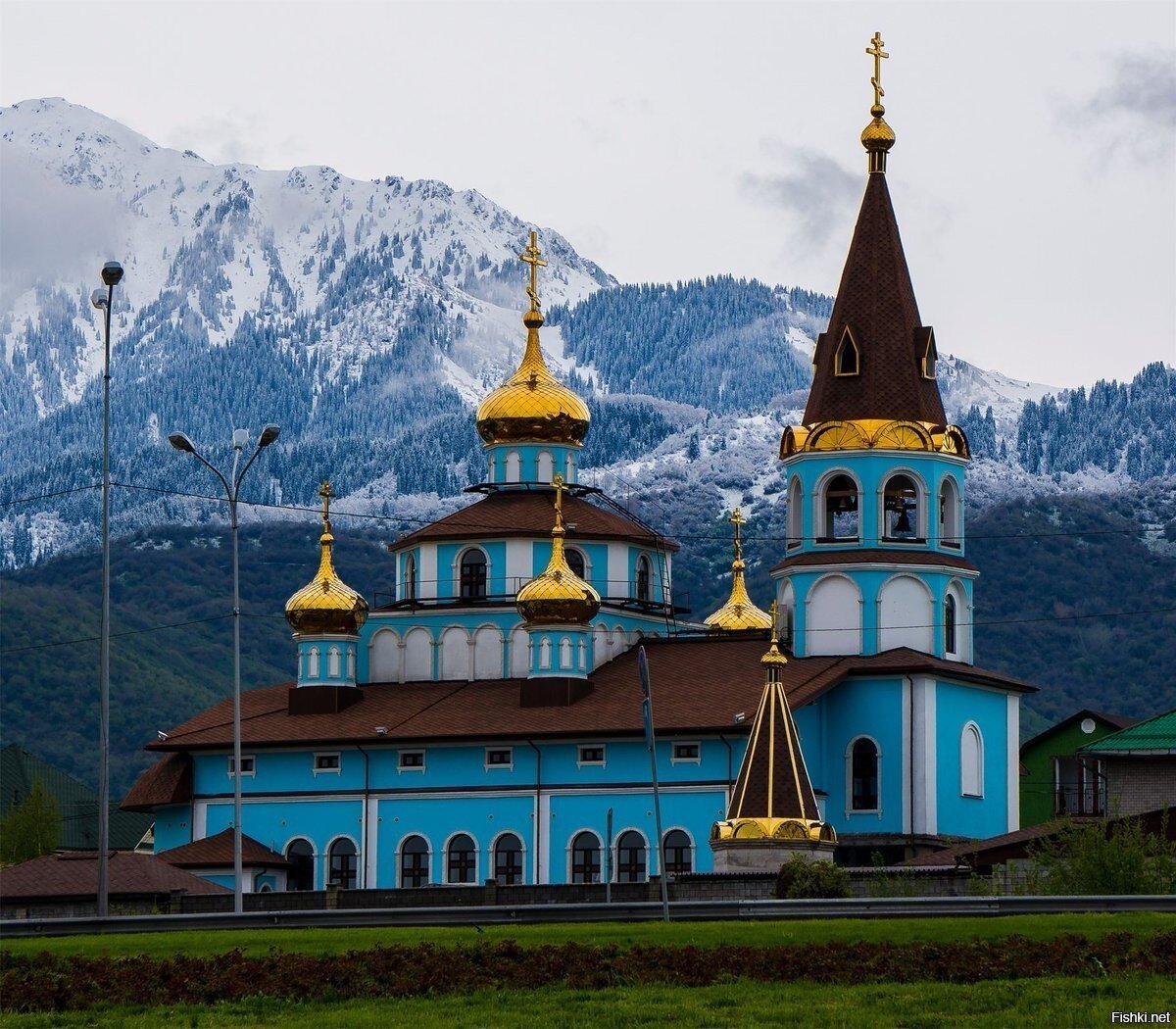Храм Петра и Павла в Алмате