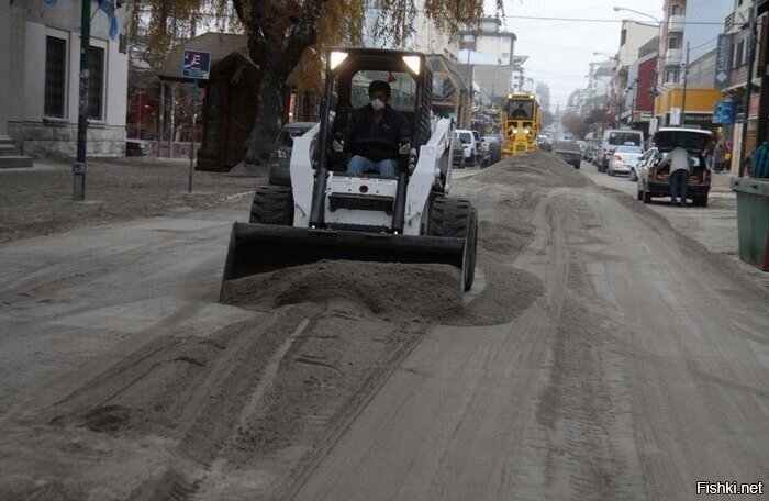 Пепел от извержения вулкана