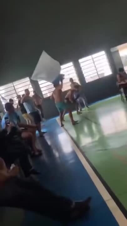 звук обязателен