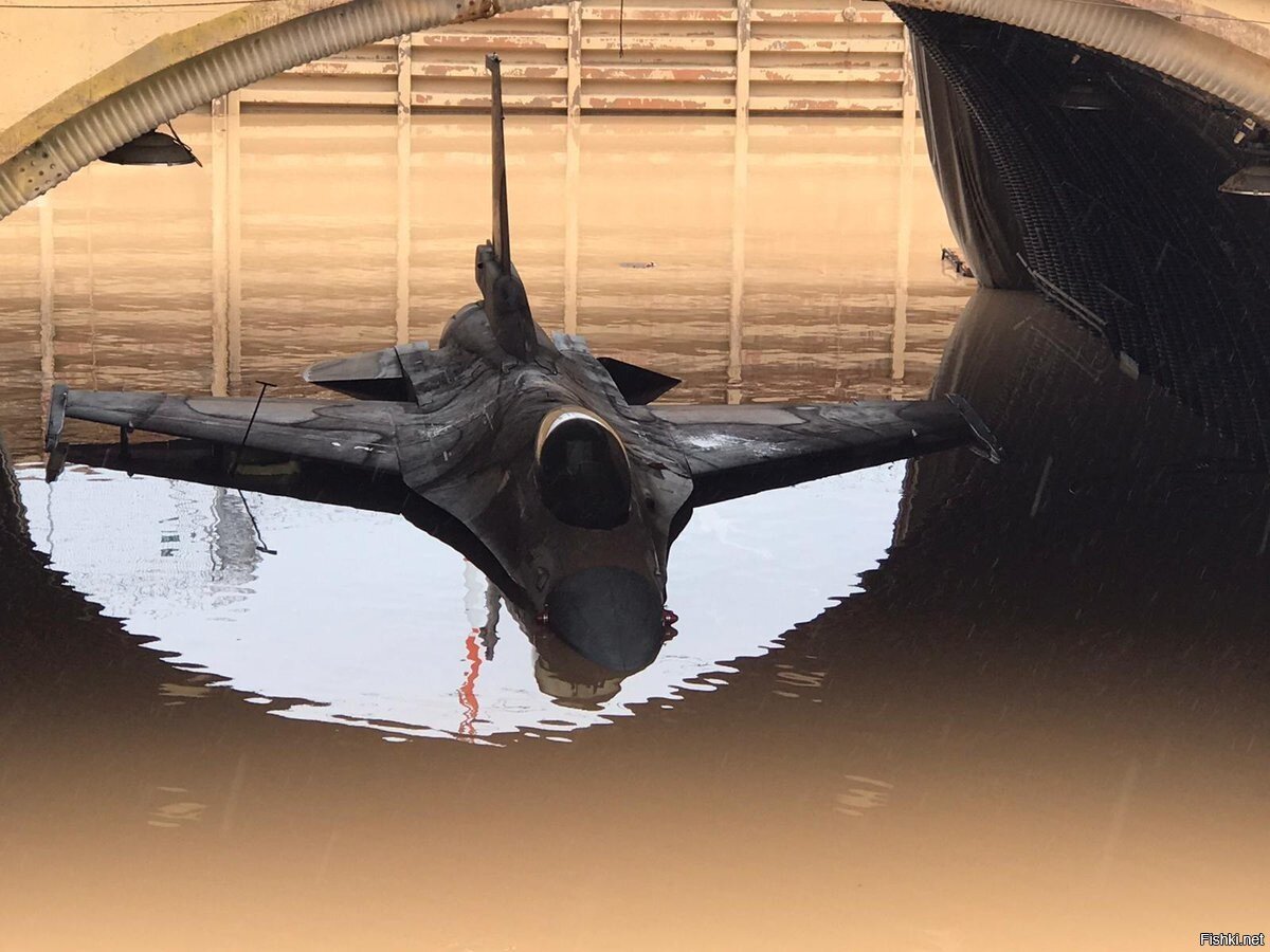 Израильские F-16 на рыбалке
