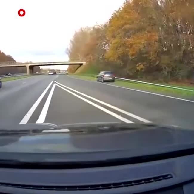 Остановил автомобиль с потерявшим сознание