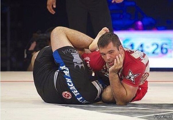 - Вот по пивку сегодня или коньячку накатить