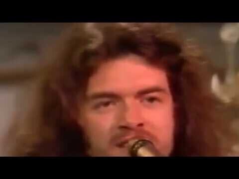 Глен Хьюз - шикарный басист и вокалист: Deep Purple - Holy Man