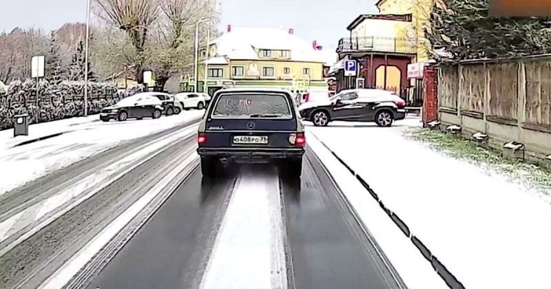Кёрлинг на дороге: небольшое ДТП из Калининграда