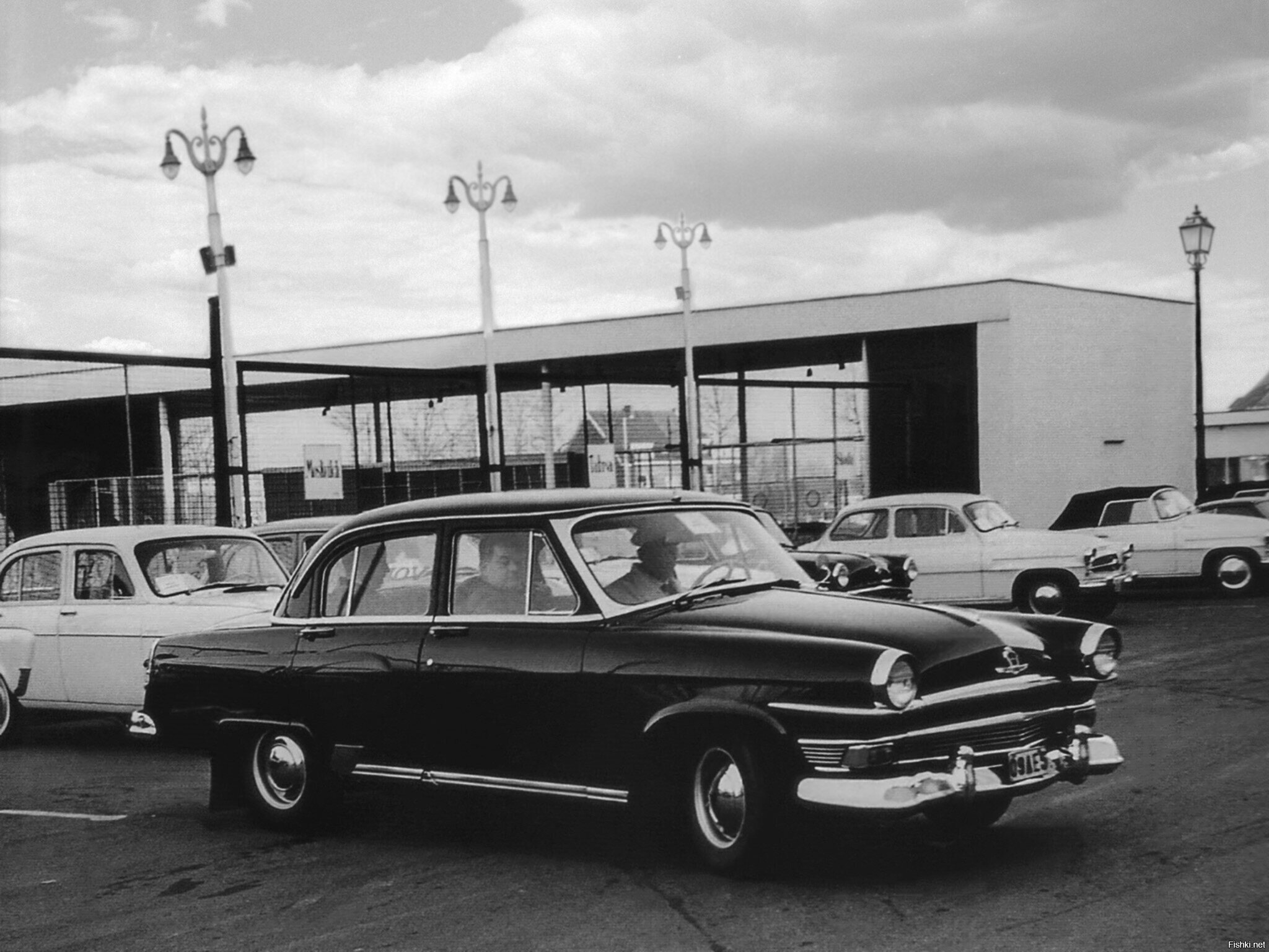 В 1960 году бельгийский импортер советских автомобилей, фирма Scaldia, органи...