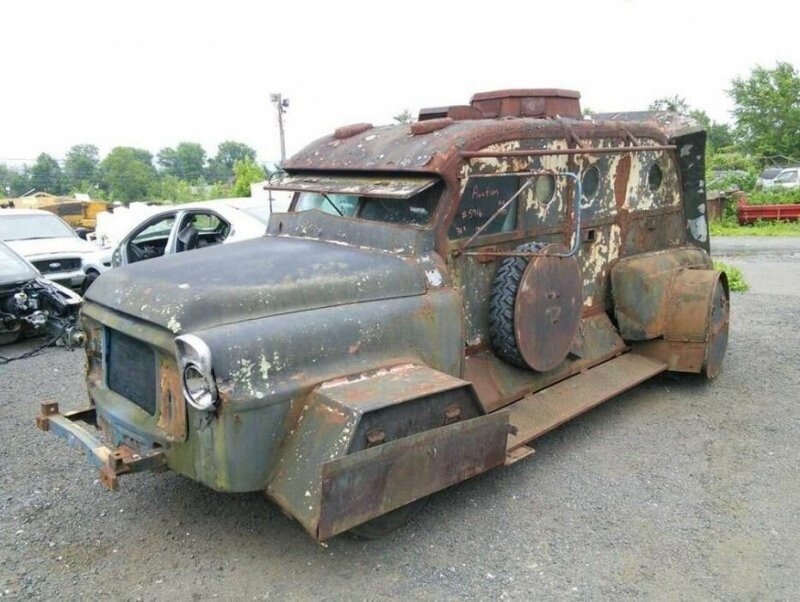 Chevrolet ESU 1942 — броневик отряда полицейского спецназа