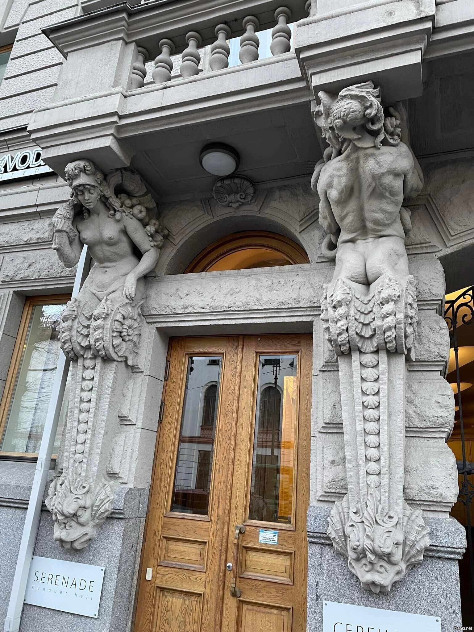 спина уже затекла )