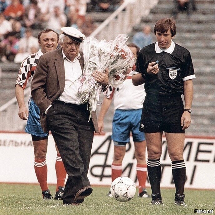 Юрий Никулин – великий артист, который очень сильно любил футбол