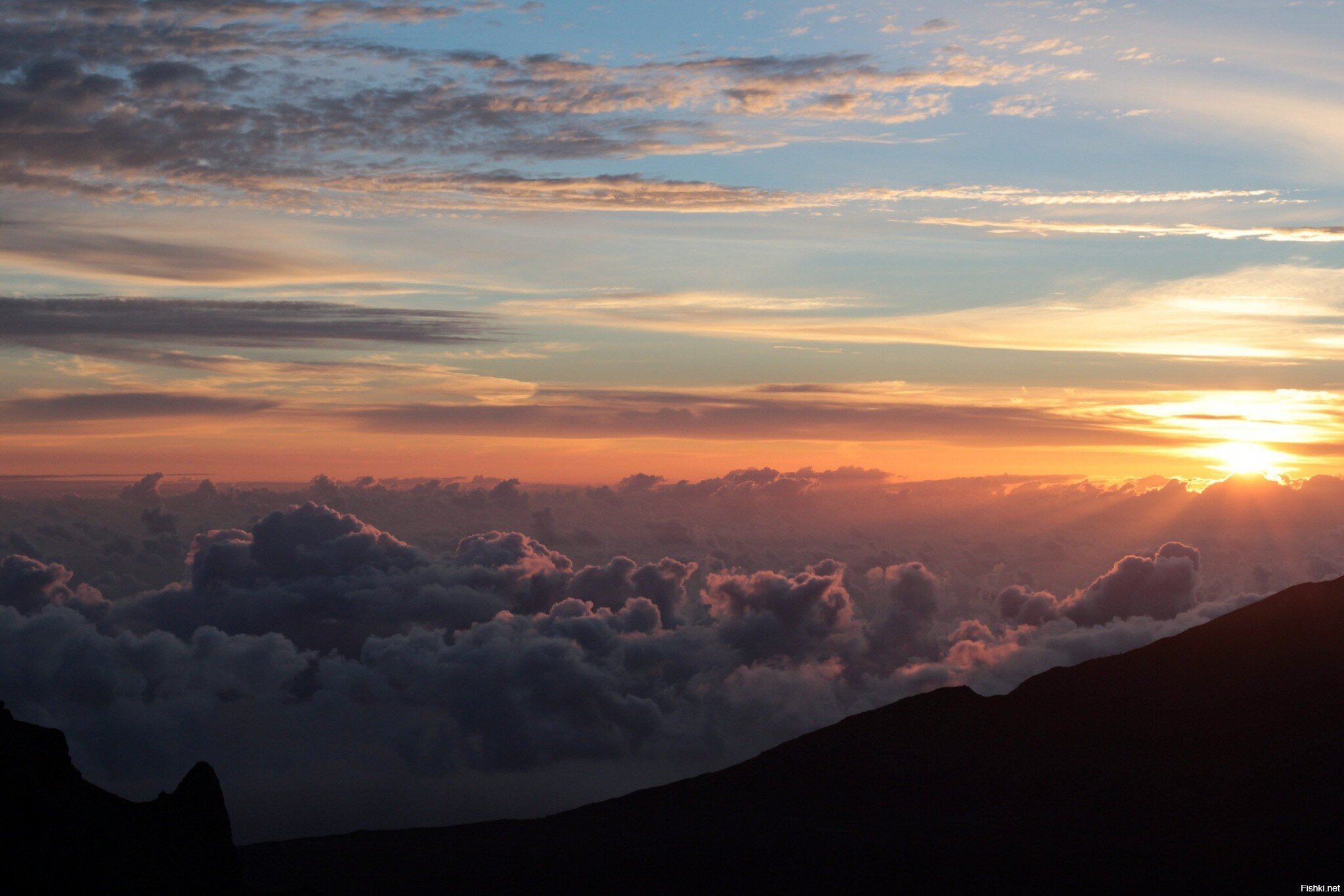 Личный вклад в рассветологию с вершины вулкана