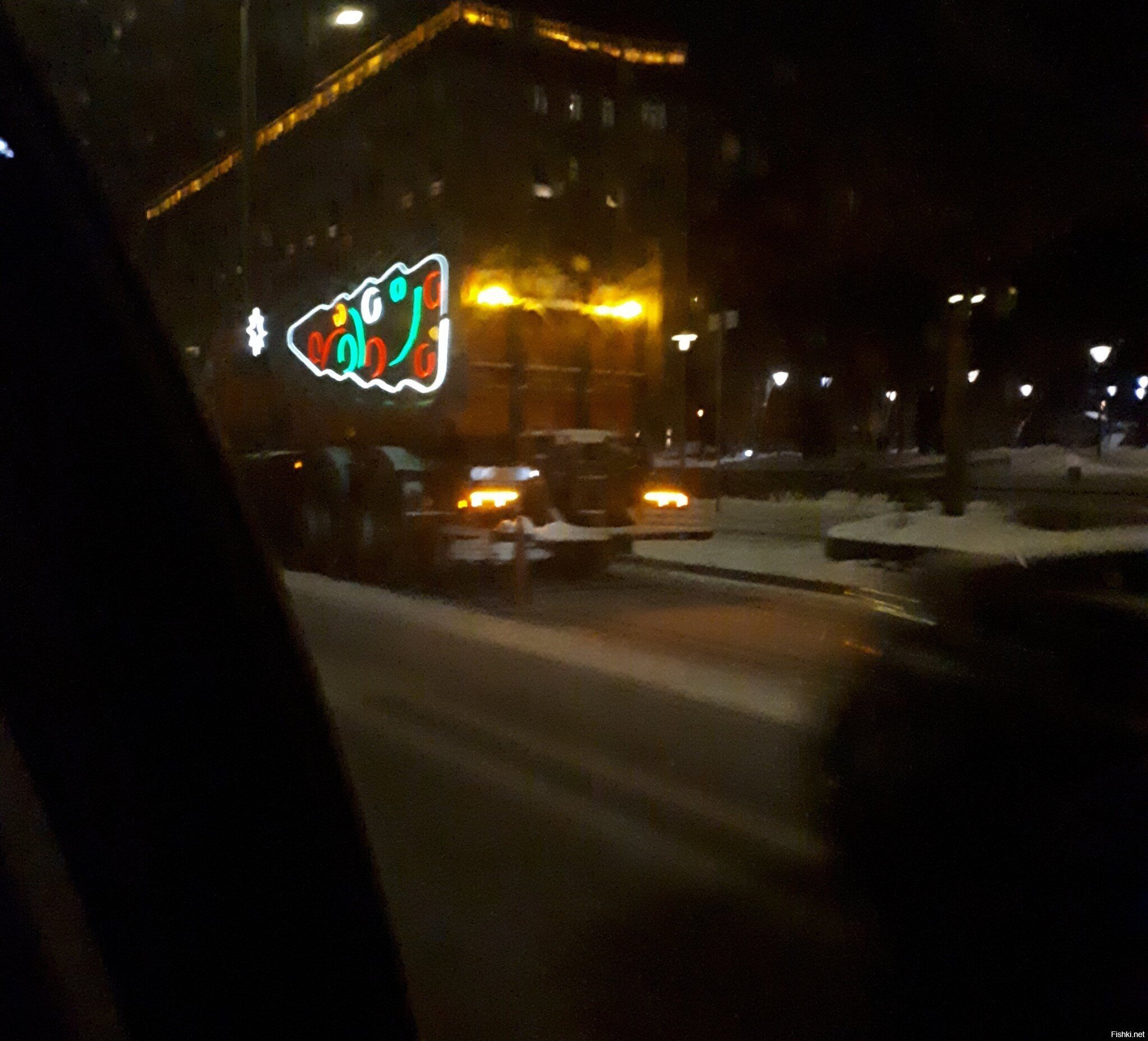 Прям не снегоуборочная техника, а ракетный комплекс