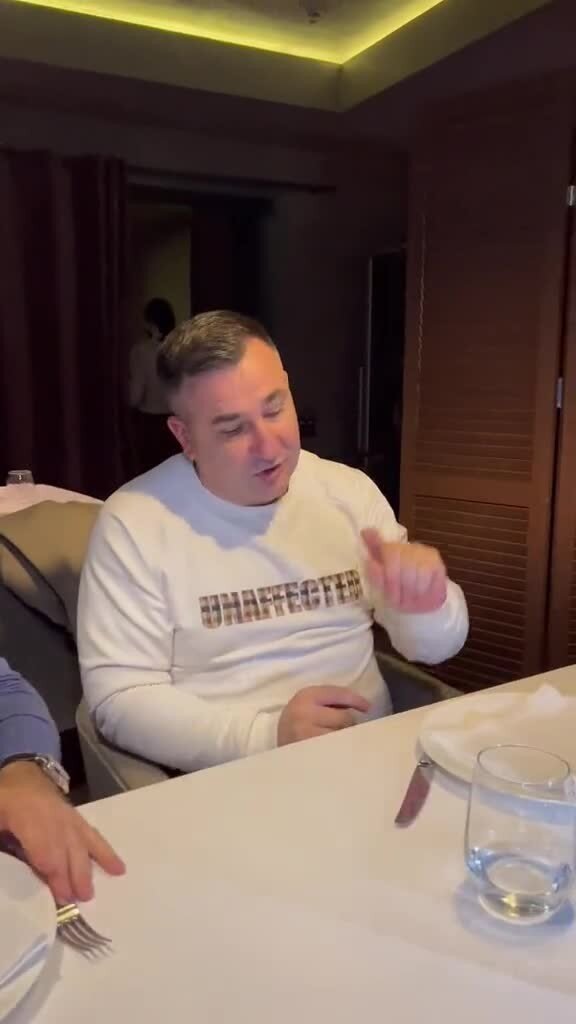 Как обычно)