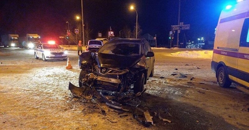Авария дня. Трагедия в Екатеринбурге, в ДТП погибла многодетная мать