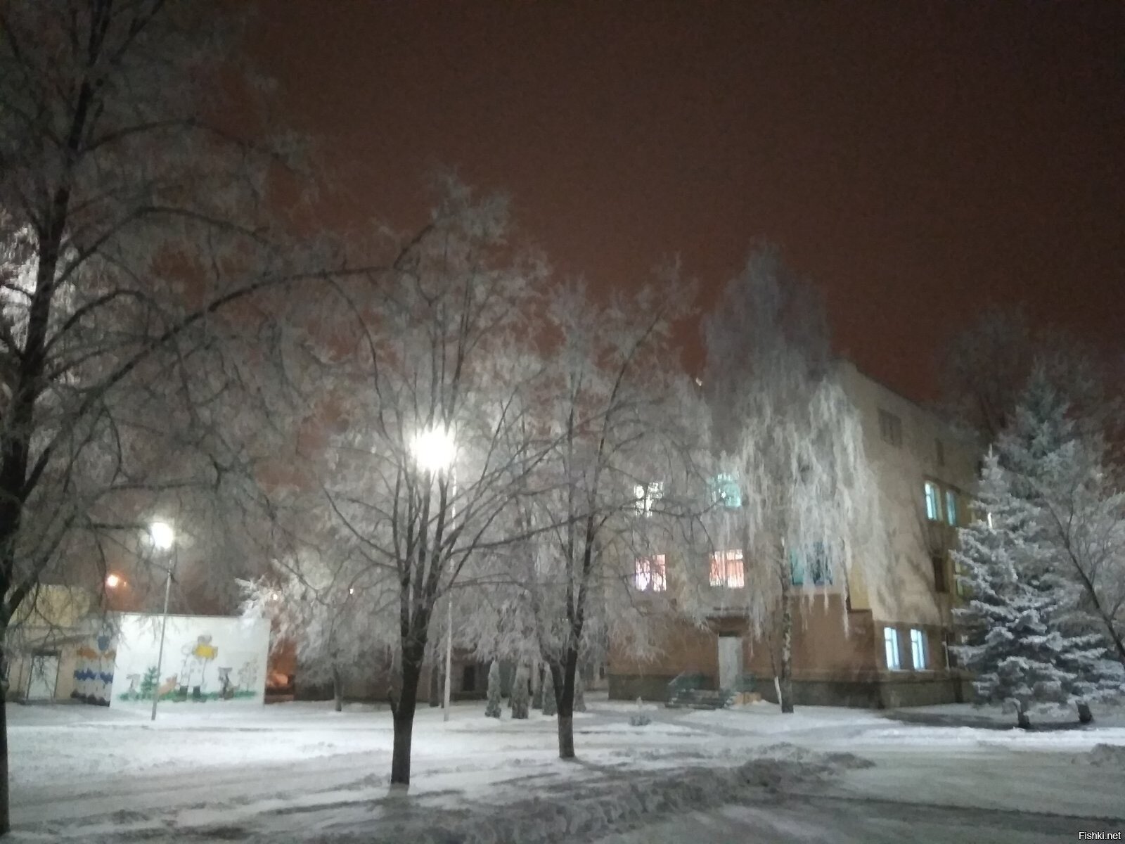 Минск ранним утром превратился в сказку