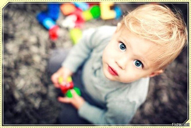 Были в торговом центре и выиграли по мягкой игрушке в рекламной викторине