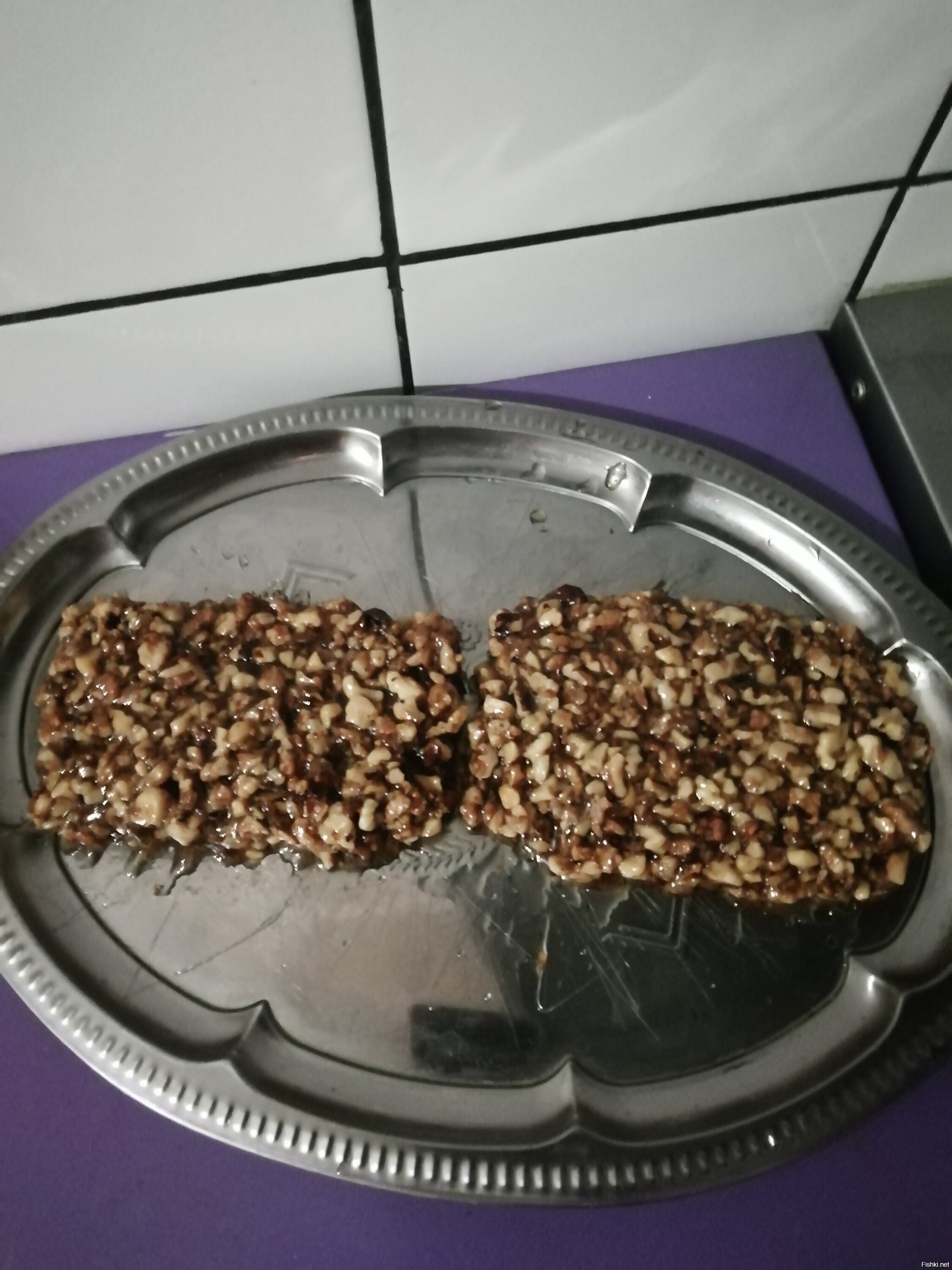 Опа, казинаки из орехов замутил 