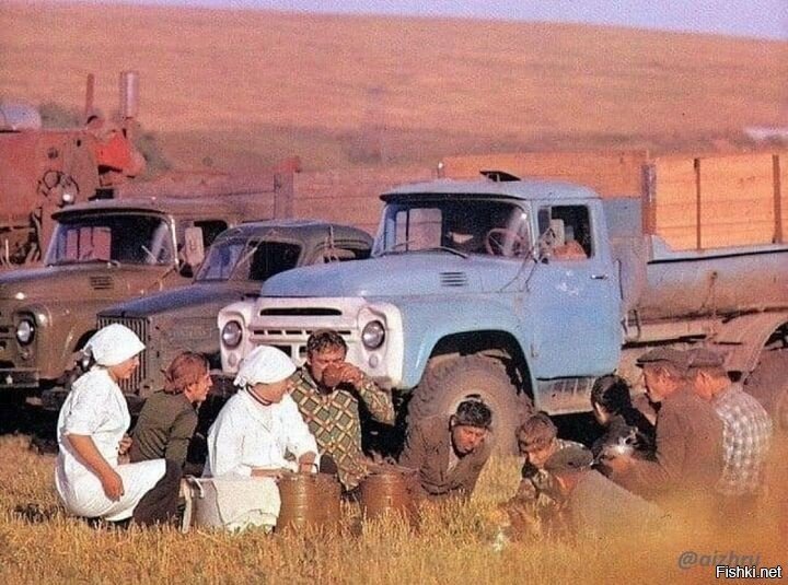 Обед в поле