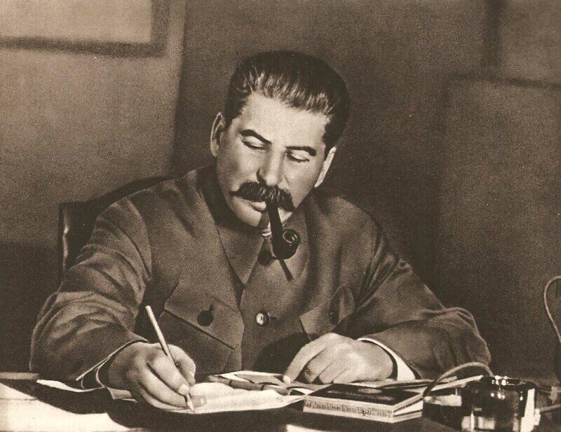 Адольф Гитлер об Иосифе Виссарионовиче Сталине