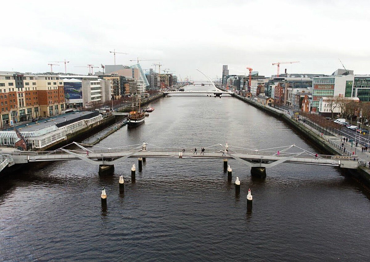 В Ирландии построили мост, но не могли развести его 4 года, потому что потеряли пульт