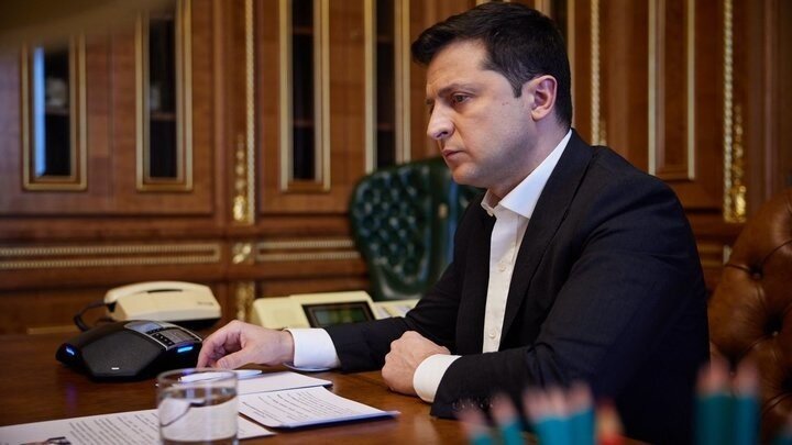 Тайная война украинских олигархов: Зеленского уберут?