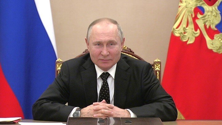 "Если бы меня приставили к стене": Итальянский журналист назвал три причины, почему он за Путина